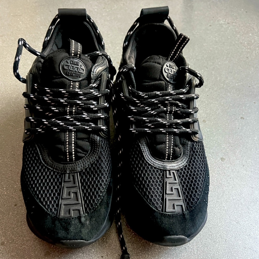 The Versace sneakers are in good condition. Men's size 41